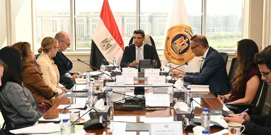 مصر تبحث مع الأوروبي لإعادة الإعمار تمويل التحول الصناعي الأخضر